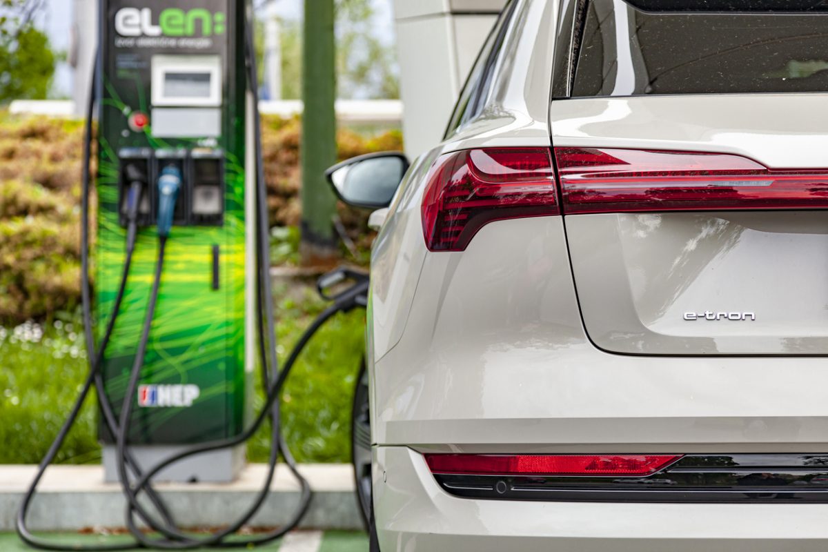 Audi e-tron charging Audi e-tron charging