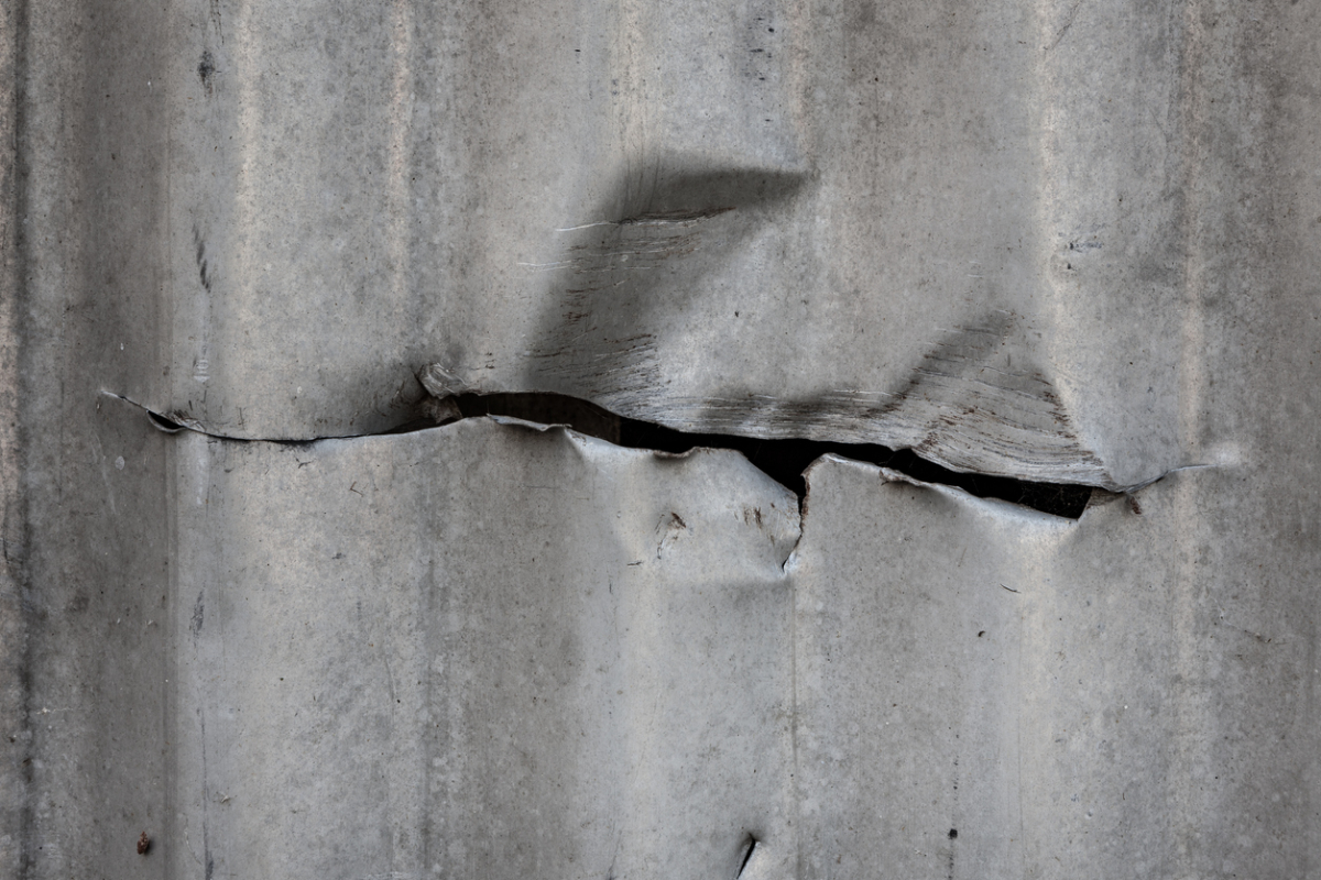 Riss Metal Stahl Steel Ripped Hole Riss Metal Stahl Steel Ripped Hole