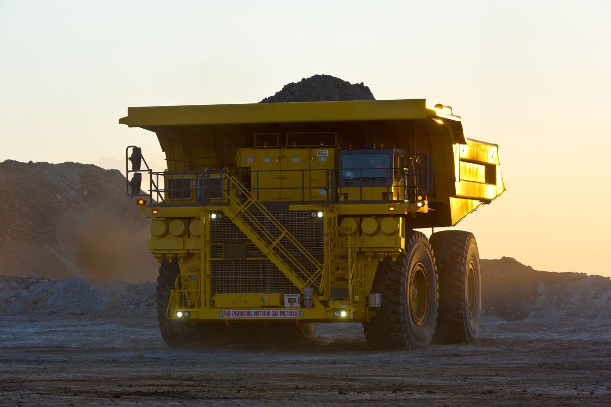 A truck in an open pit mine in Australia A truck in an open pit mine in Australia