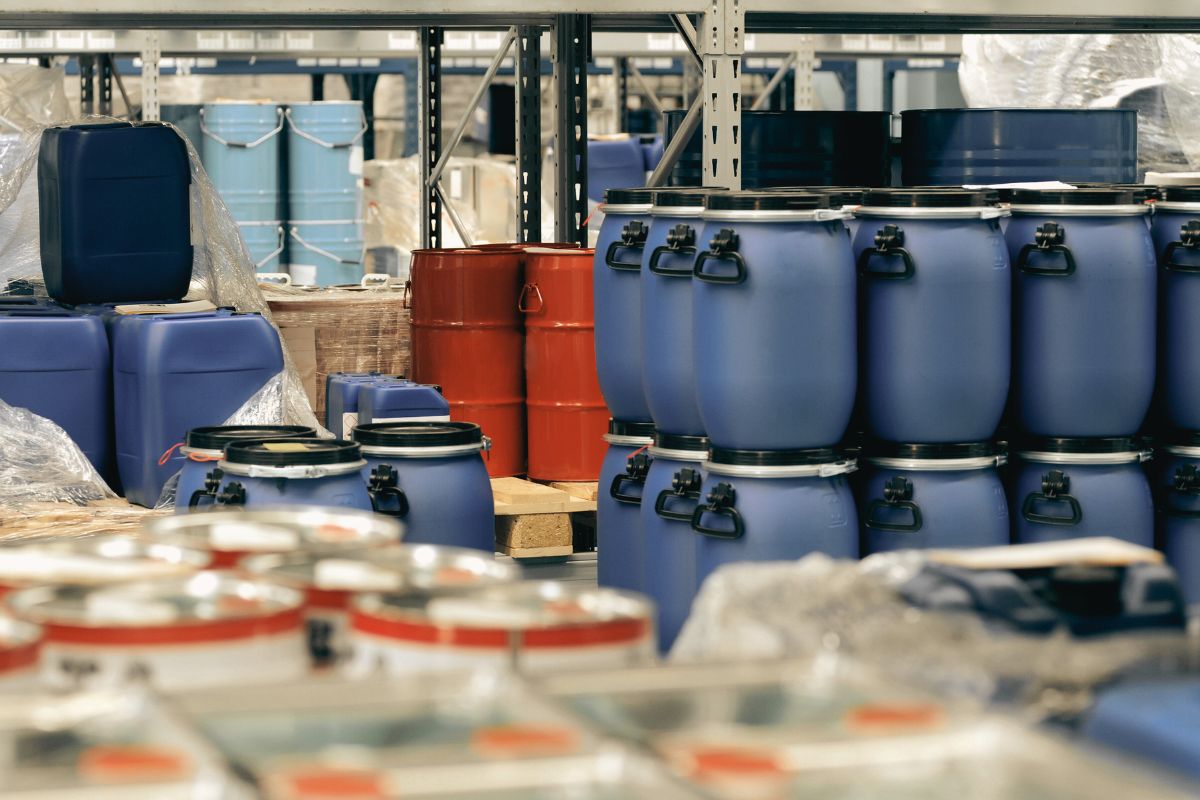 Stockpile warehouse metals chemicals Stockpile warehouse metals chemicals