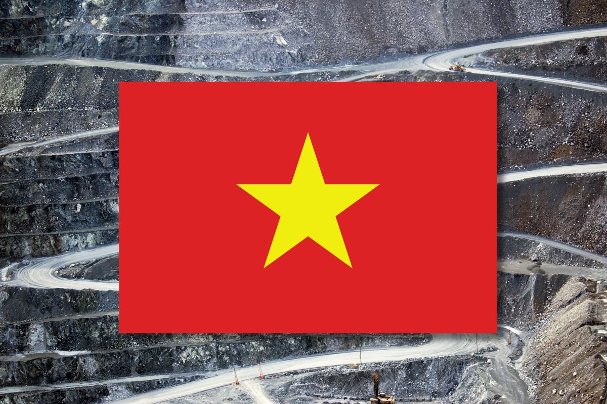 Vietnam to Develop National Strategy on Rare Earths, Limit Exports of Raw Material